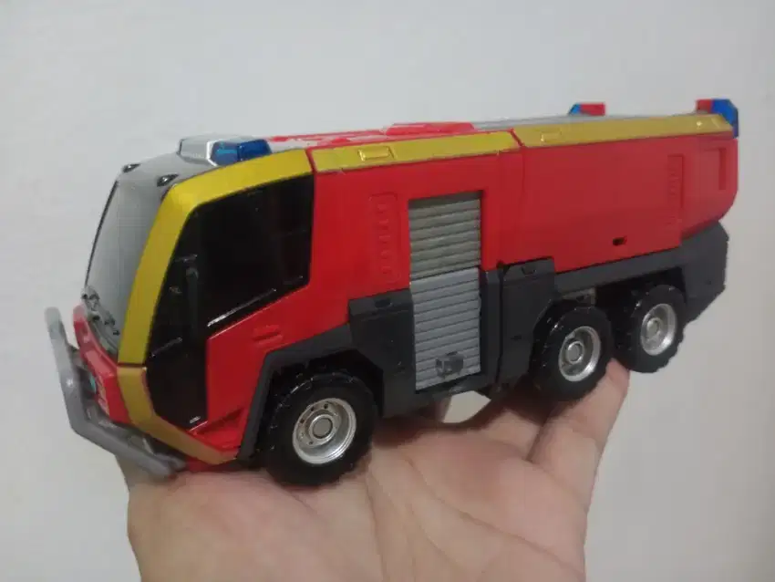 Mobil brandweer fire fighter pemadam kebakaran