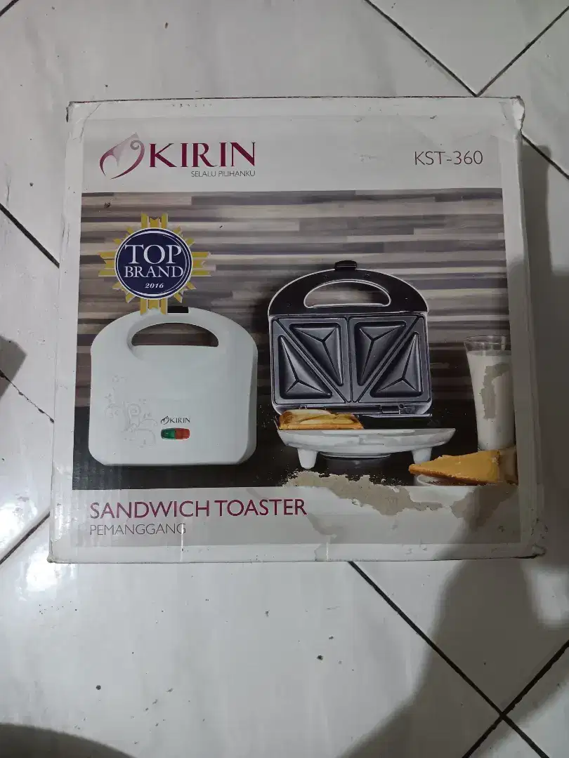 KIRIN KST-360 Pemanggang Roti Sandwich Toaster anti lengket