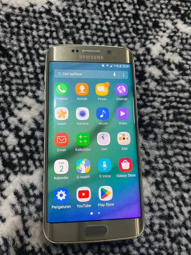 SAMSUNG S6 edge