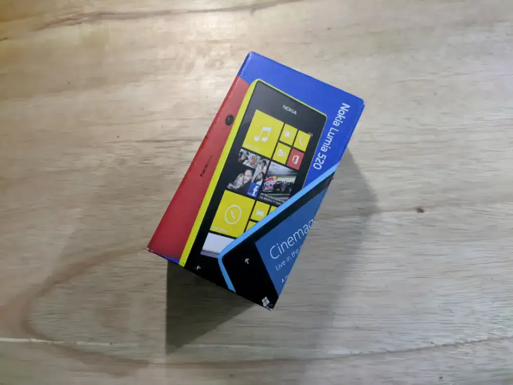 PRELOVED | Nokia Lumia 520