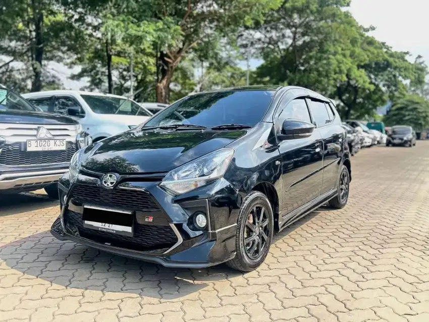 TOYOTA AGYA 1.2 GR AT MATIC 2022  HITAM , KM 16RB