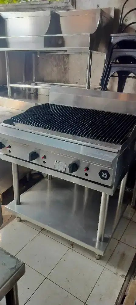 Perlengkapan resto ex cafe siap pakai