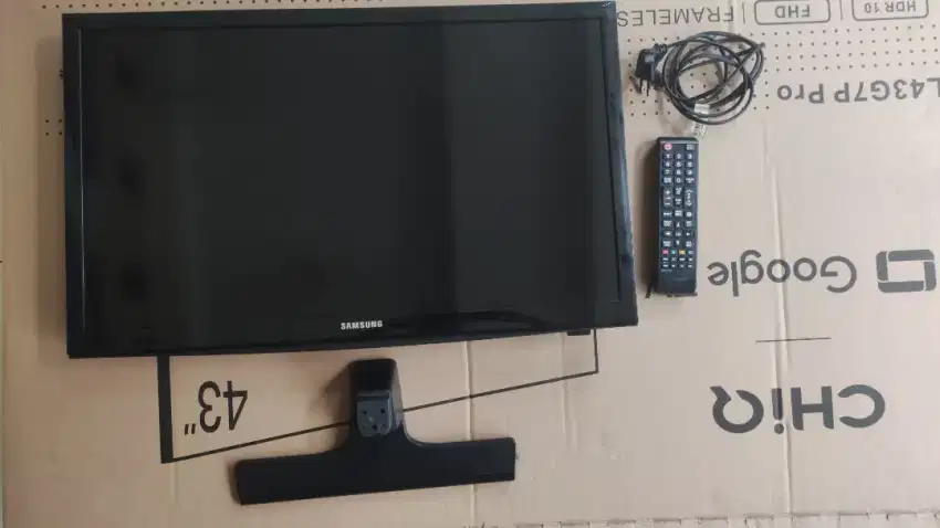 Edisi gk kepake, Dijual aja Samsung TV 24 Inch Frameless