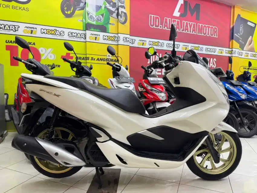 HONDA PCX 150 CBS 2019 glowing