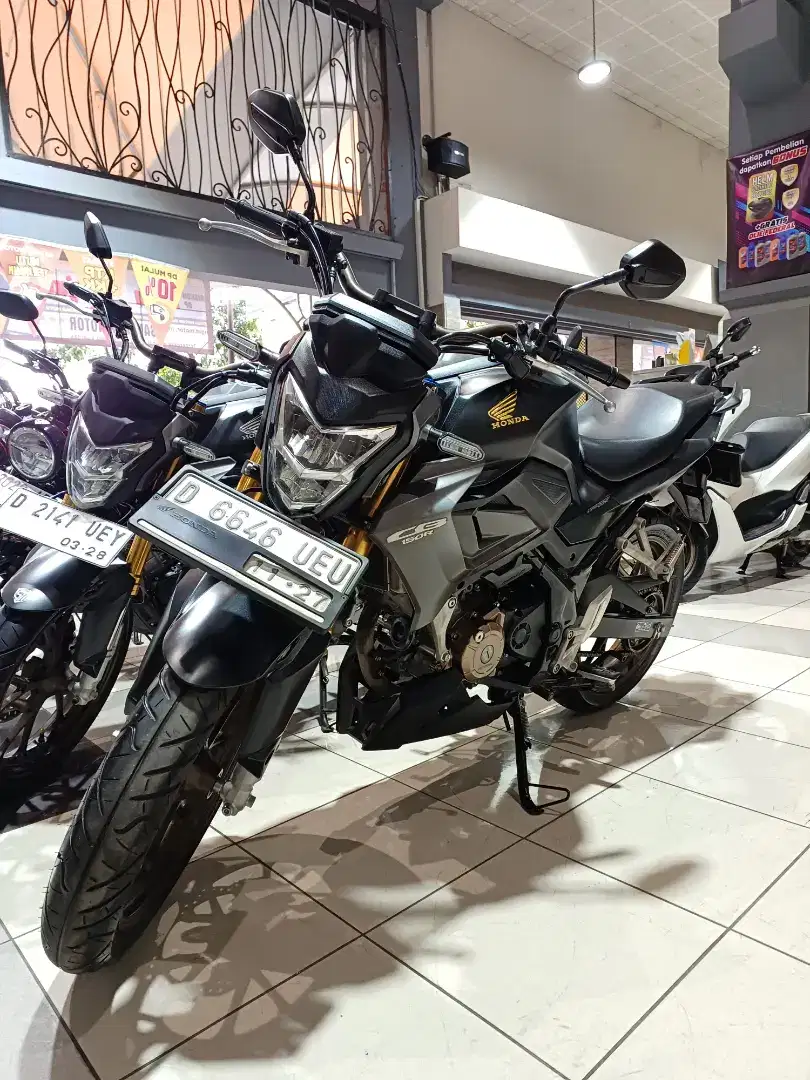 ALL NEW CB 150 R SE 2022 - SRI SANJAYA MOTOR