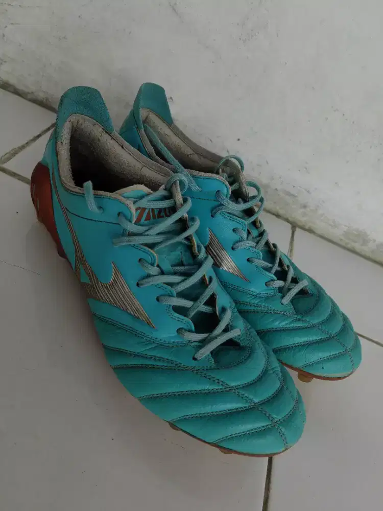 Olx sepatu mizuno online