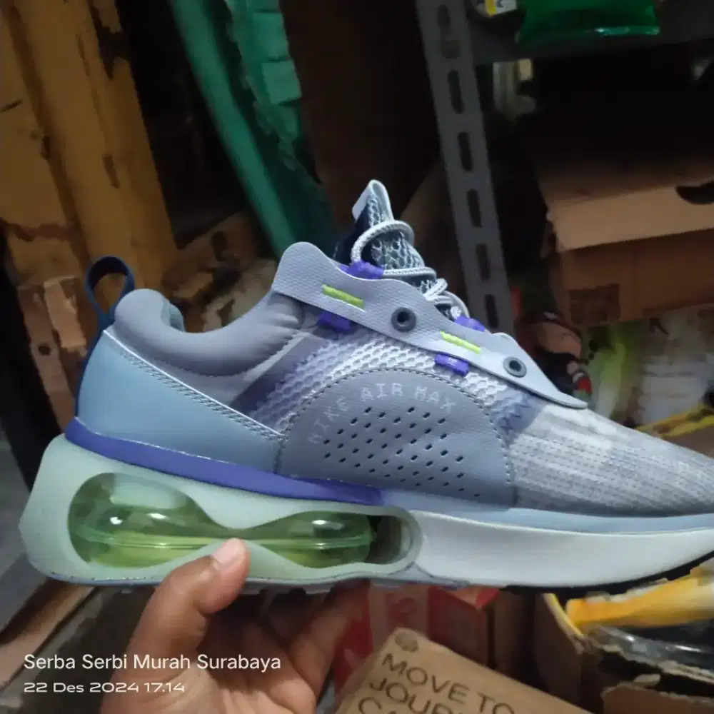 Sepatu Nike original size 42