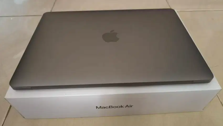 Macbook Air M1 8/256