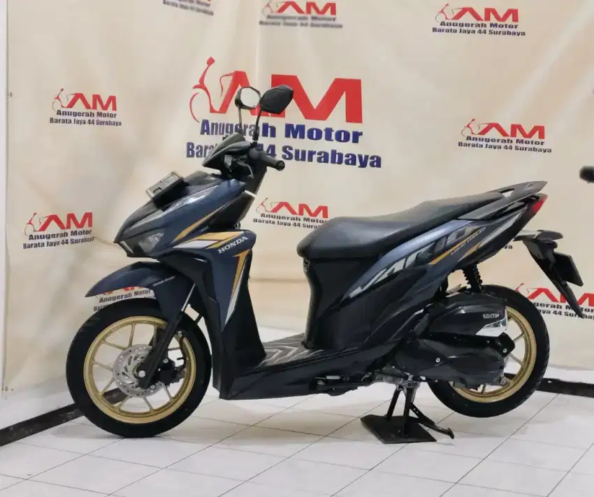 Honda Vario 125 Iss tahun 2021 warna biru doff