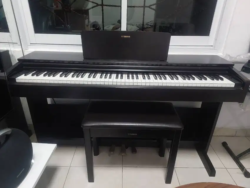 Piano Yamaha Type Arius YDP-103