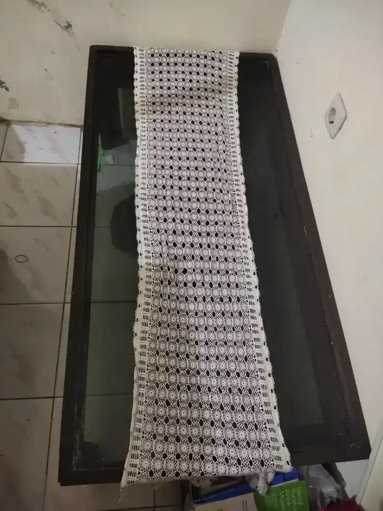 Meja tamu kaca antik