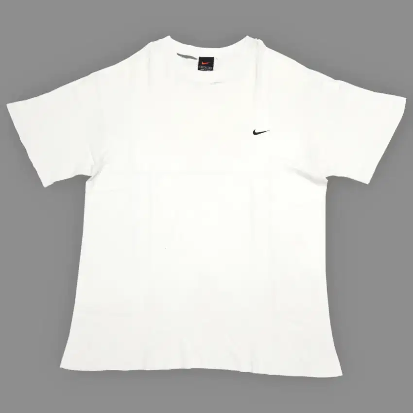 Vintage T-shirt Nike Small Swoosh Logo