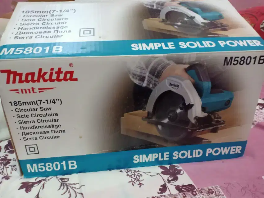 Mesin gergaji circular saw 7 makita M5801B