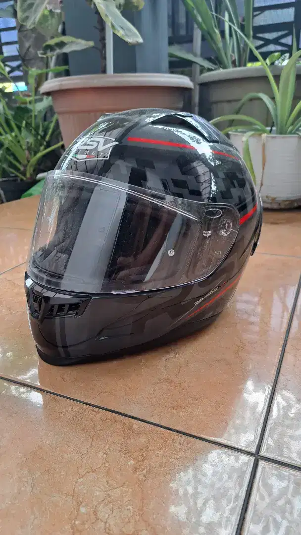 Helm RSV Series Tech