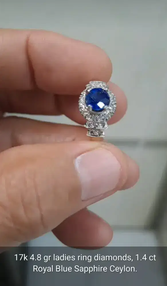 Blue Sapphire Srilanka heat+ ring gold diamond