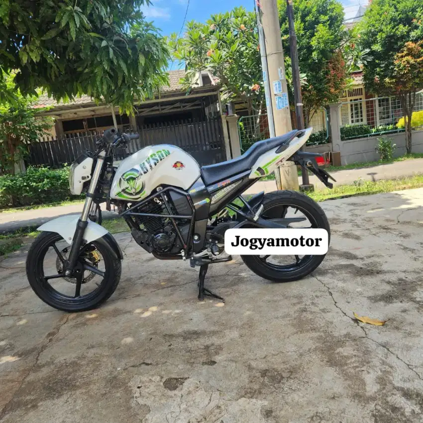 dijual cepat motor yamaha byson th 2014