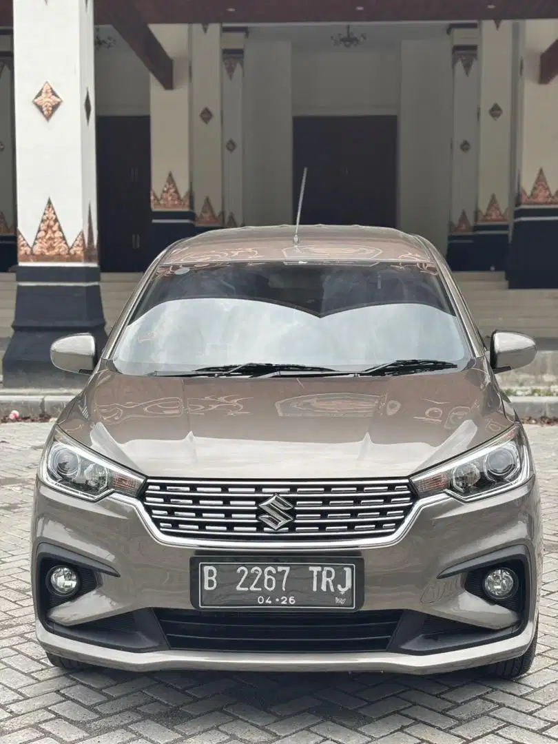 Ertiga GL manual 2021 termurah