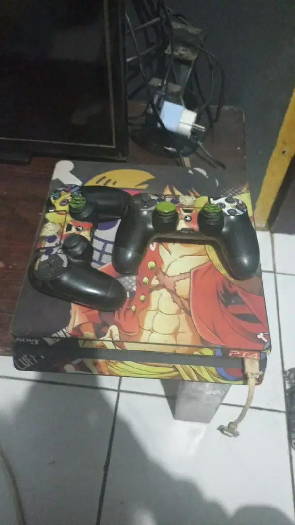 PS4 Slim masih mulus