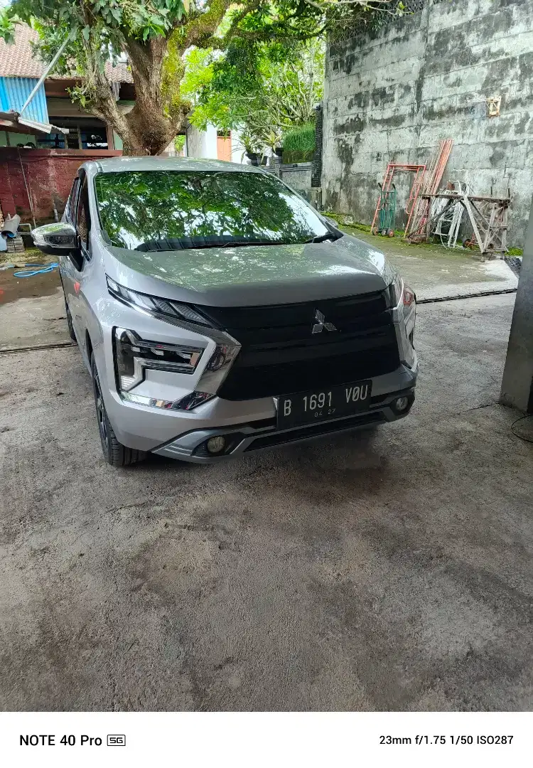 Mitsubishi XPander Matic Silver Th 2022