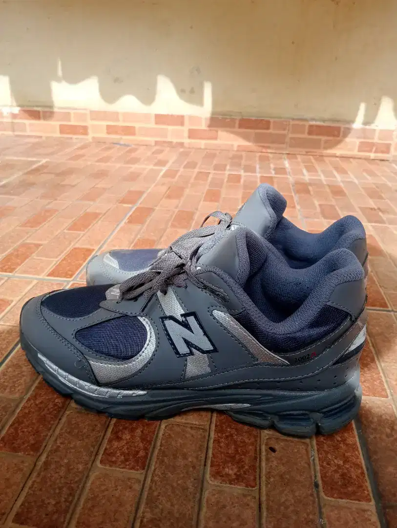 New balance Bekasi pemakaian mulus