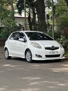 YARIS S LIMITED 2010 MATIC LOW KM ISTIMEWA