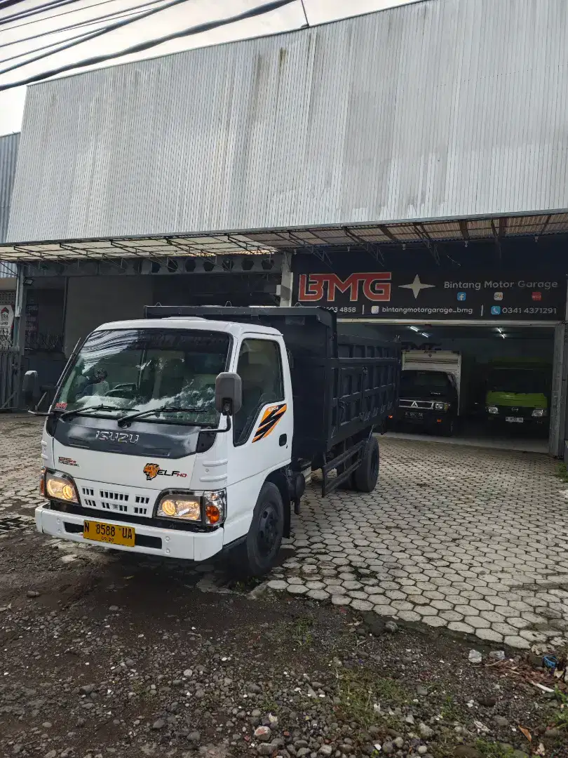 Truck DUMP Isuzu Elf Macan NKR71 HD 125PS 2014