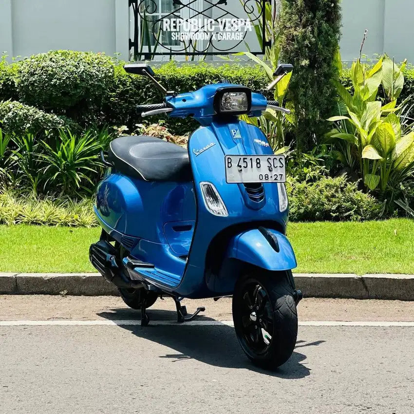 Vespa S IGET 125 3V th 2017 warna Biru Doff PERFECT CONDITION