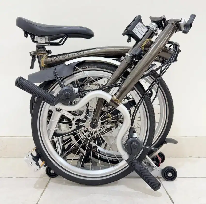 Brompton M6R Black Lacquer 2020 Like New