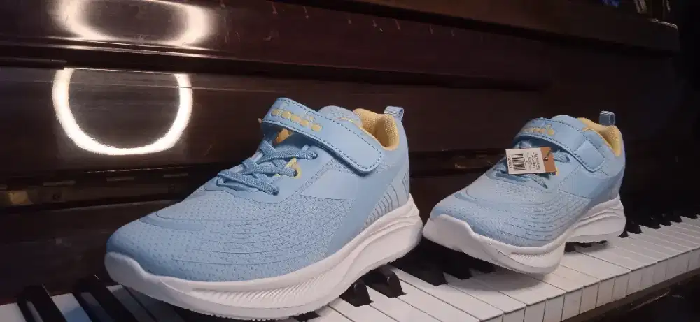 Sepatu Diadora (ori) brandnew with the box