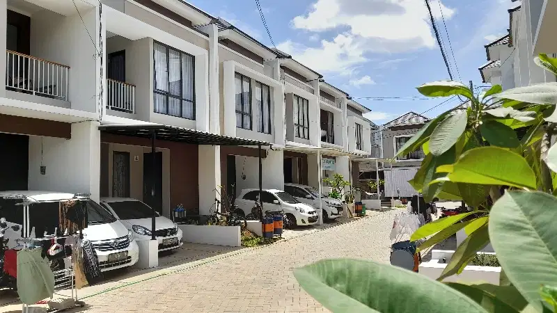 rumah dijual tanpa DP includ biaya surat surat di buaran serpong bsd