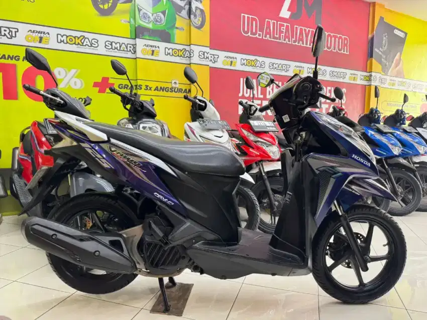 Terlaris/ Vario 125 CBS ISS TH 2013