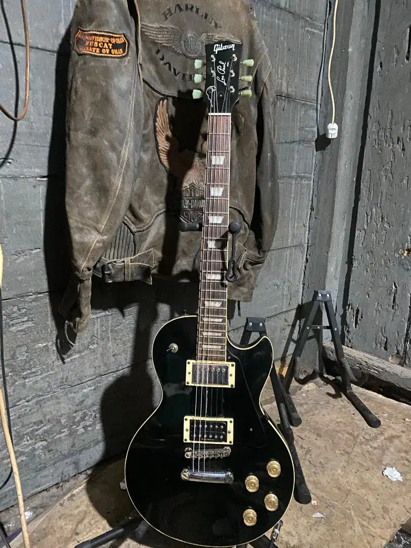 GITAR GIBSON LES PAUL CUSTOM