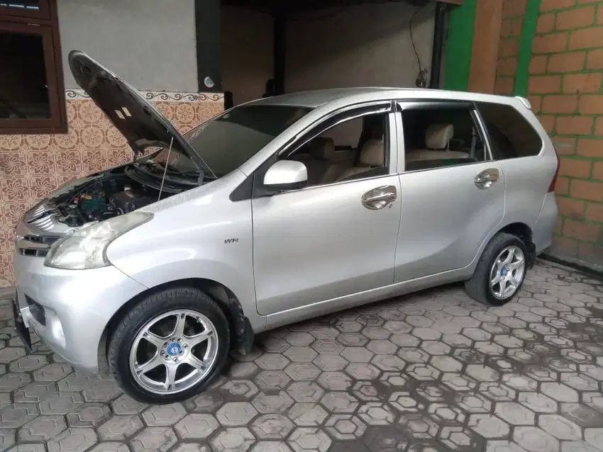 Toyota Avanza E 2014 plat ag nopi mobil bekas sekoto kediri