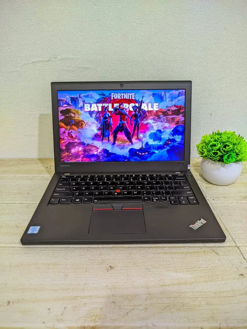 LAPTOP SECOND 2 JUTAAN THINKPAD X260 INTEL CORE I5 RAM 8GB SSD 256GB