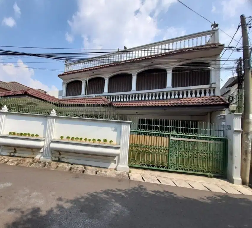 RUMAH HITUNG TANAH DI MANGGARAI SELATAN-JUAL MURAH HANYA 13 JUTA/M2