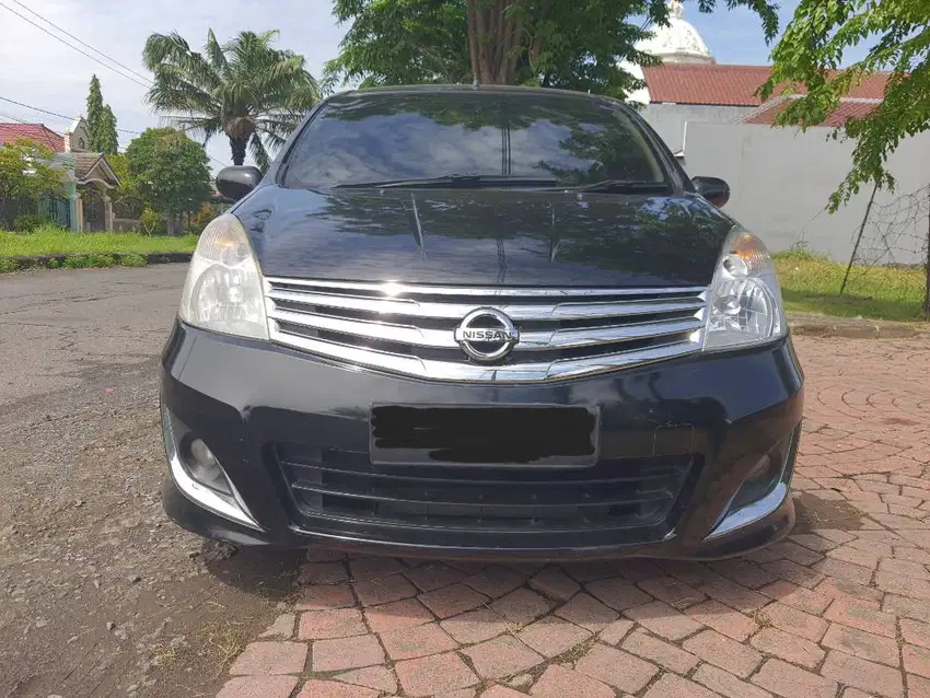 Dijual Grand Livina AT 2013 simpanan istimewa