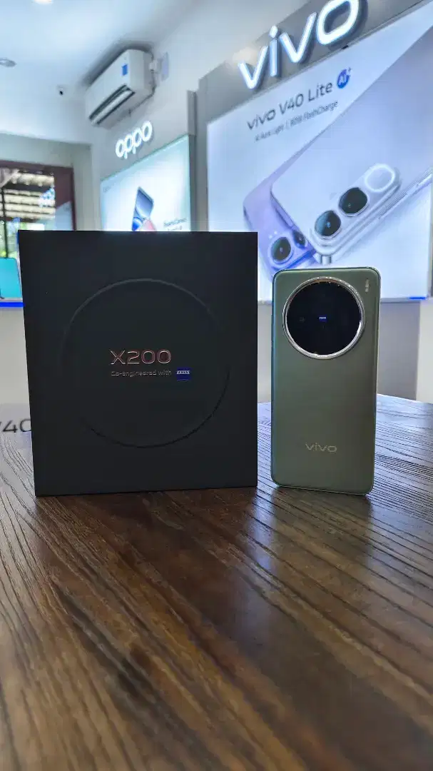 Vivo X200 12/256gb