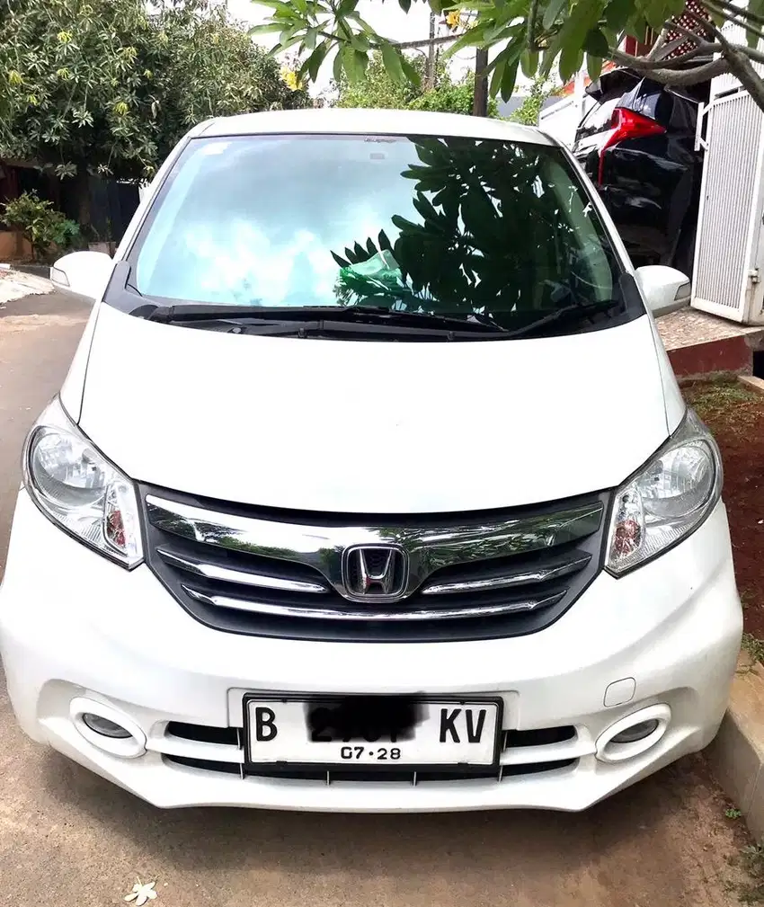 Honda Freed 2013 Bensin