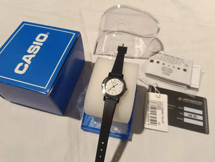 Jam Tangan Casio General LQ-142-7BDF White Dial Barang Hadiah Murah!