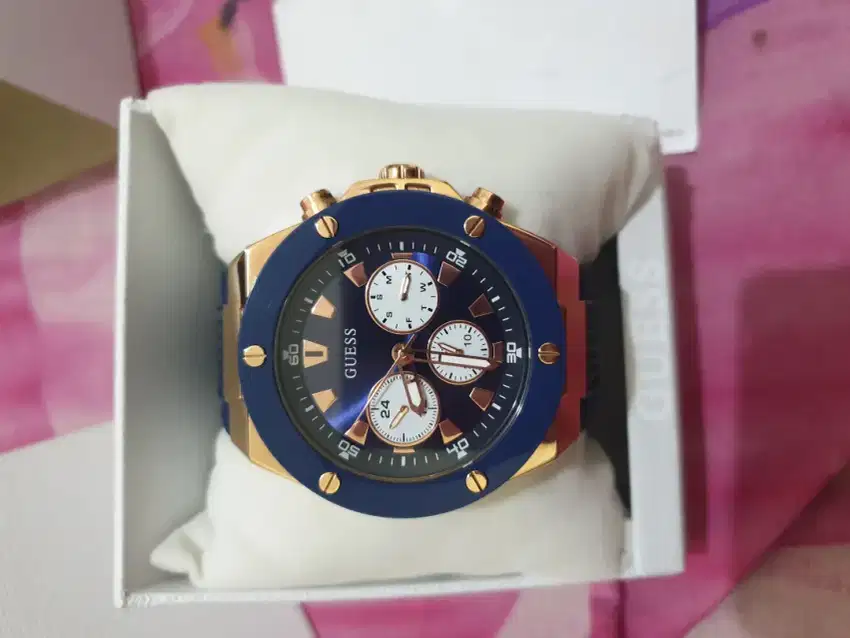 Dijual jam tangan GUESS ORI masih garansi