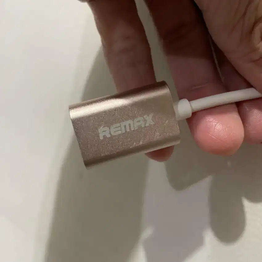 Remax Headset / Headphone Audio Splitter 2 in 1