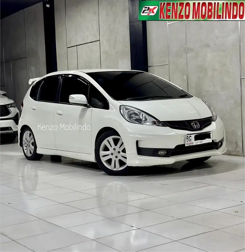 [Dp 10jt] Jazz RS MT 2011/2012 putih,km rendah istimewah tt yaris city