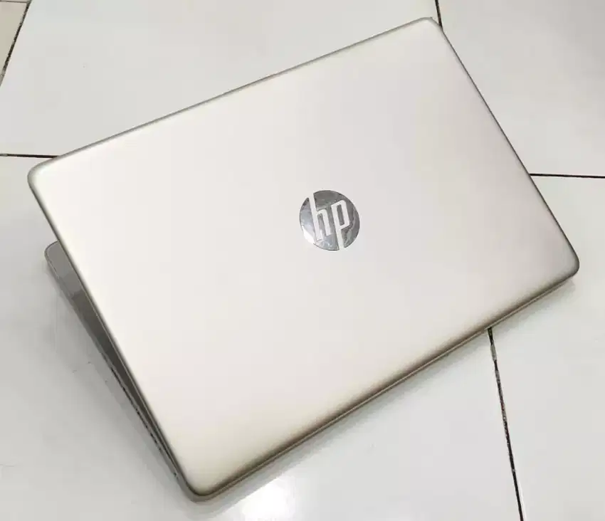 Laptop Merek Hp 14s