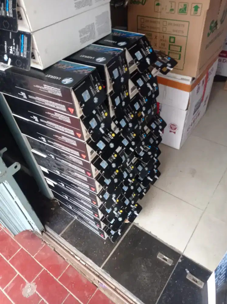 Jual beli tinta cartridge toner LaserJet bekas dan Baru