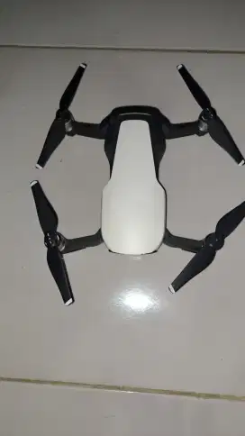 Drone DJI Mavic Air bekas, jual cepat