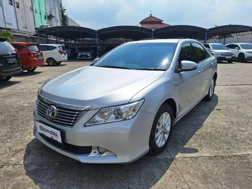 DP Rendah - Toyota Camry 2.5 G Bensin-AT 2014 (PAG)