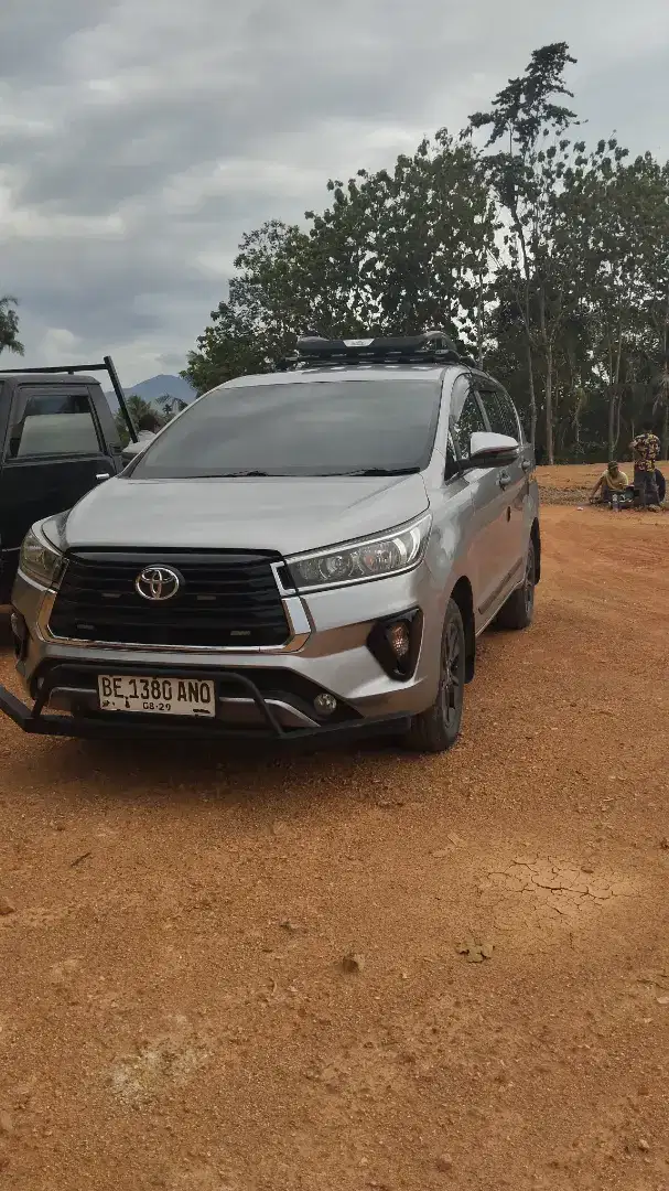 Kijang Innova type G