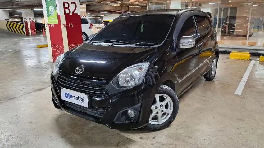 DP Rendah  3,5JT Daihatsu Ayla 1.0 X Bensin-AT 2015 Hitam