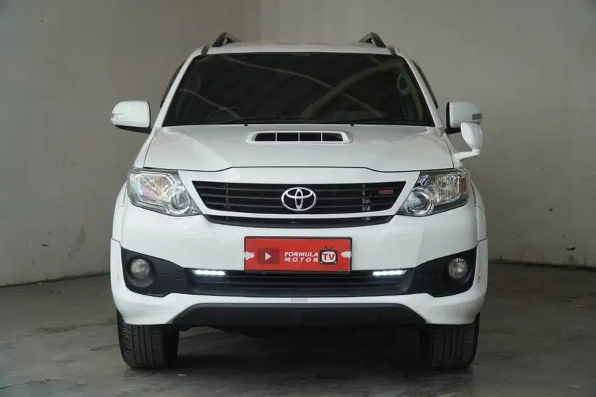 Toyota Fortuner G VNT TRD AT 2013 Putih