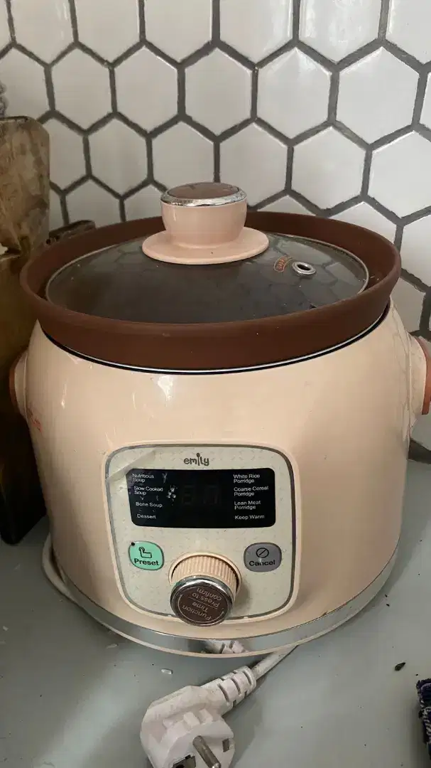 Emily Slow Cooker 2L 175watt Preloved